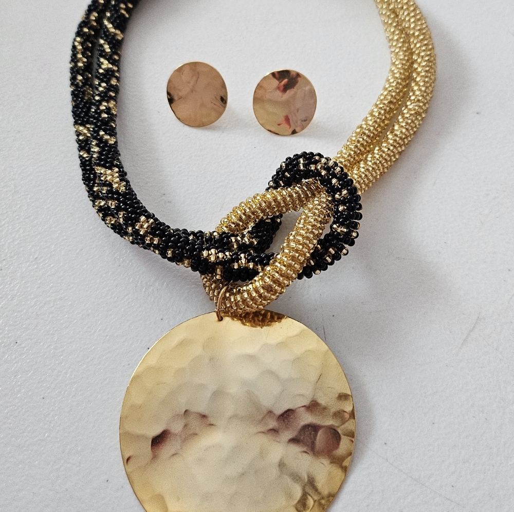 Colombian necklace plus earrings
